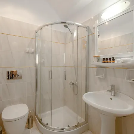 Nevma Hotel Firostefani